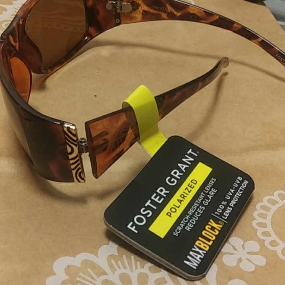Sunglasses - Picture 6 of 8